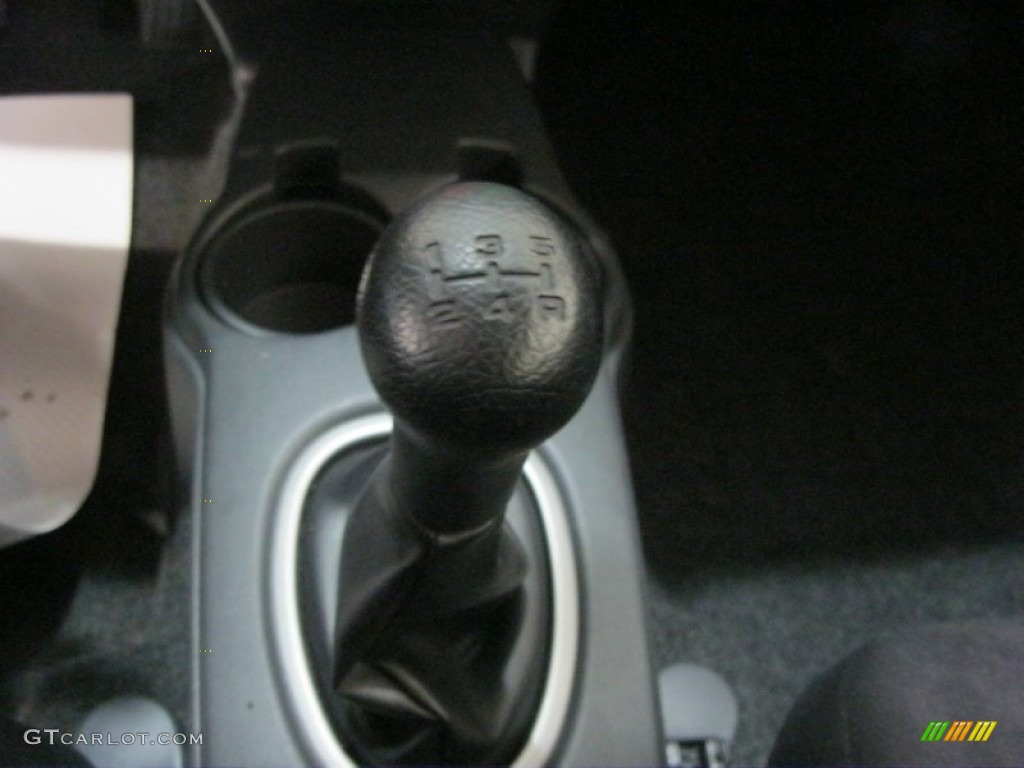 2003 Suzuki Aerio SX Sport Wagon Transmission Photos