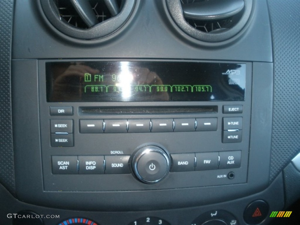 2011 Chevrolet Aveo LT Sedan Audio System Photo #72729326