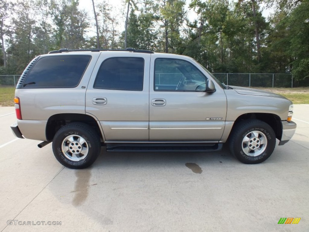 2002 Tahoe LT 4x4 - Light Pewter Metallic / Tan/Neutral photo #2