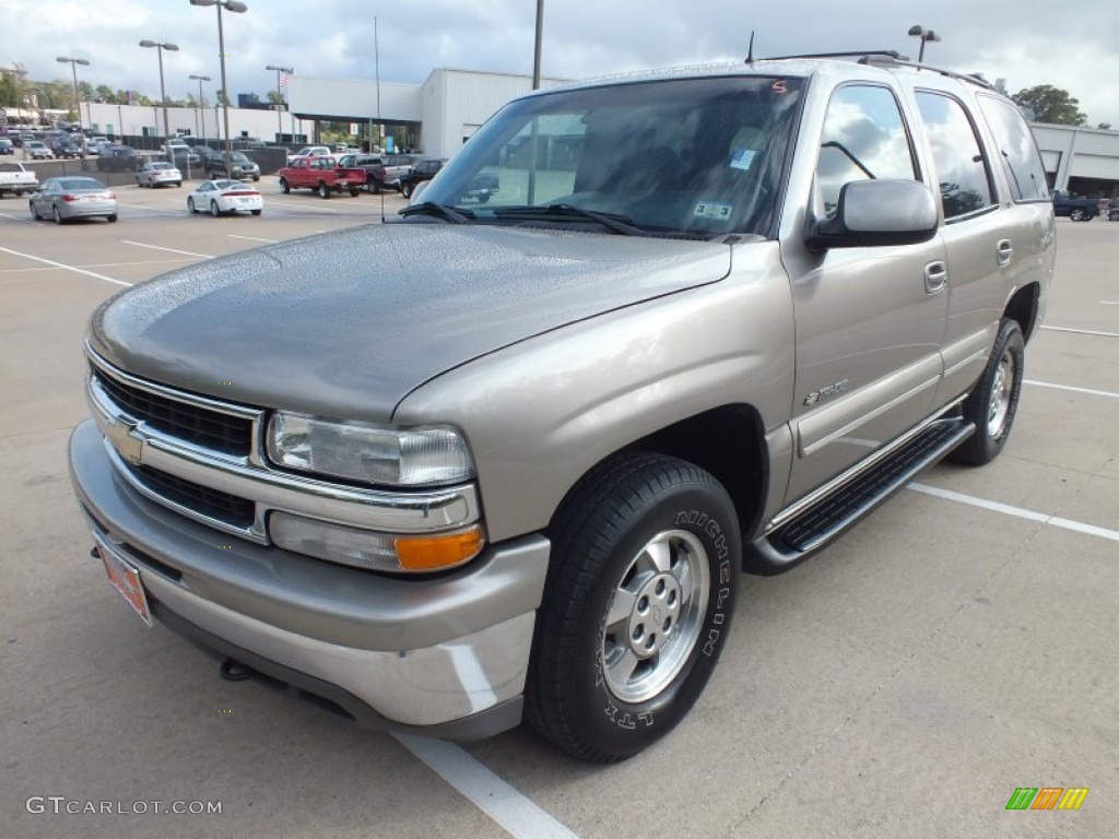2002 Tahoe LT 4x4 - Light Pewter Metallic / Tan/Neutral photo #9