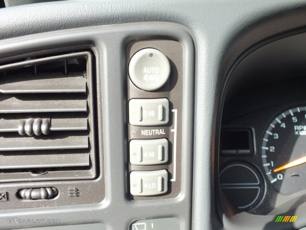 2002 Tahoe LT 4x4 - Light Pewter Metallic / Tan/Neutral photo #14