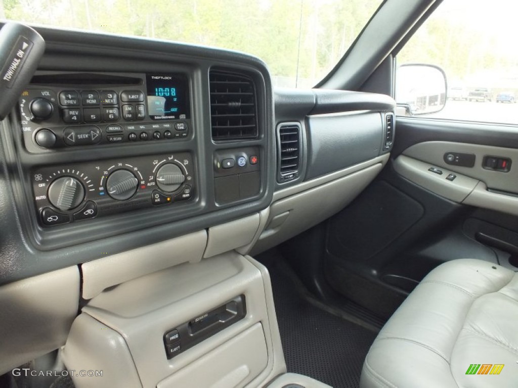 2002 Tahoe LT 4x4 - Light Pewter Metallic / Tan/Neutral photo #18