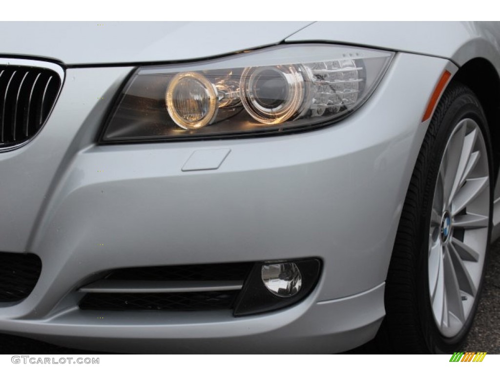 2010 3 Series 335i xDrive Sedan - Titanium Silver Metallic / Black photo #30