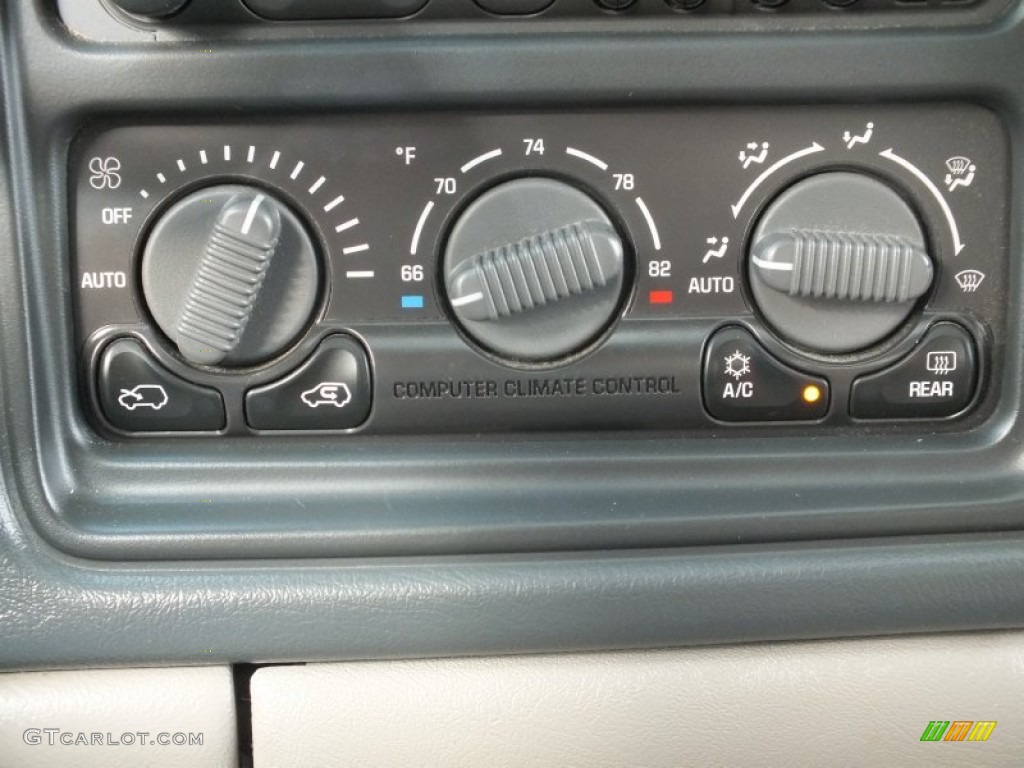 2002 Tahoe LT 4x4 - Light Pewter Metallic / Tan/Neutral photo #21