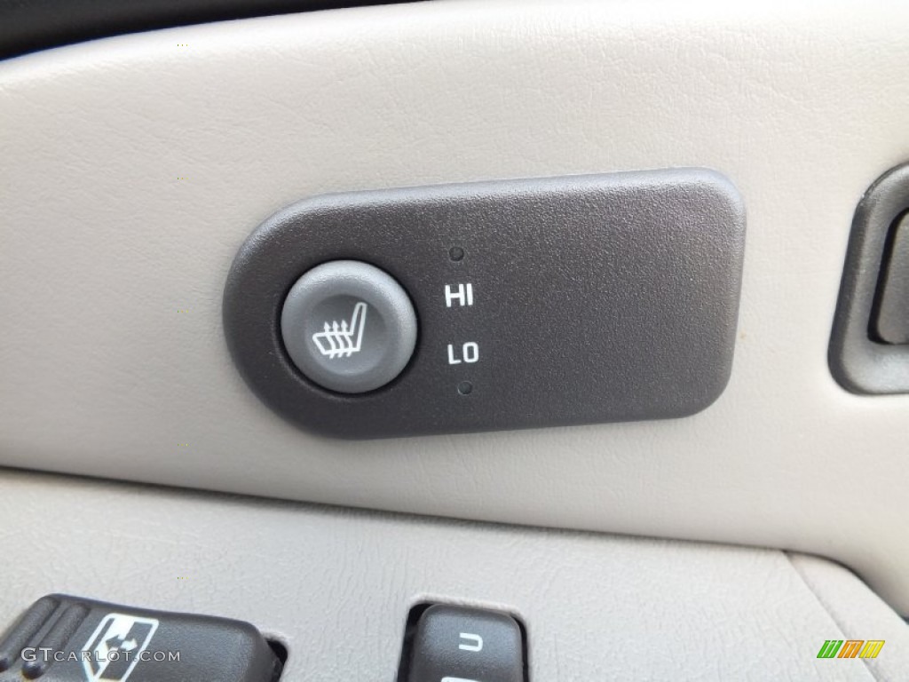 2002 Tahoe LT 4x4 - Light Pewter Metallic / Tan/Neutral photo #53