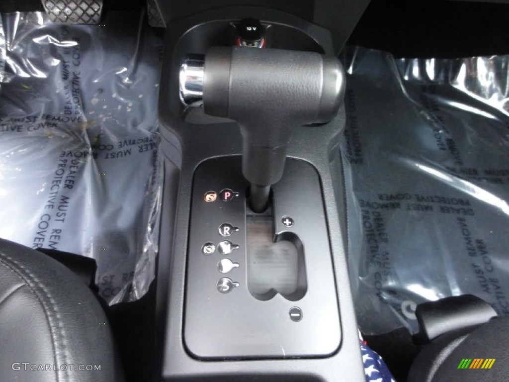 2008 Volkswagen New Beetle SE Coupe Transmission Photos