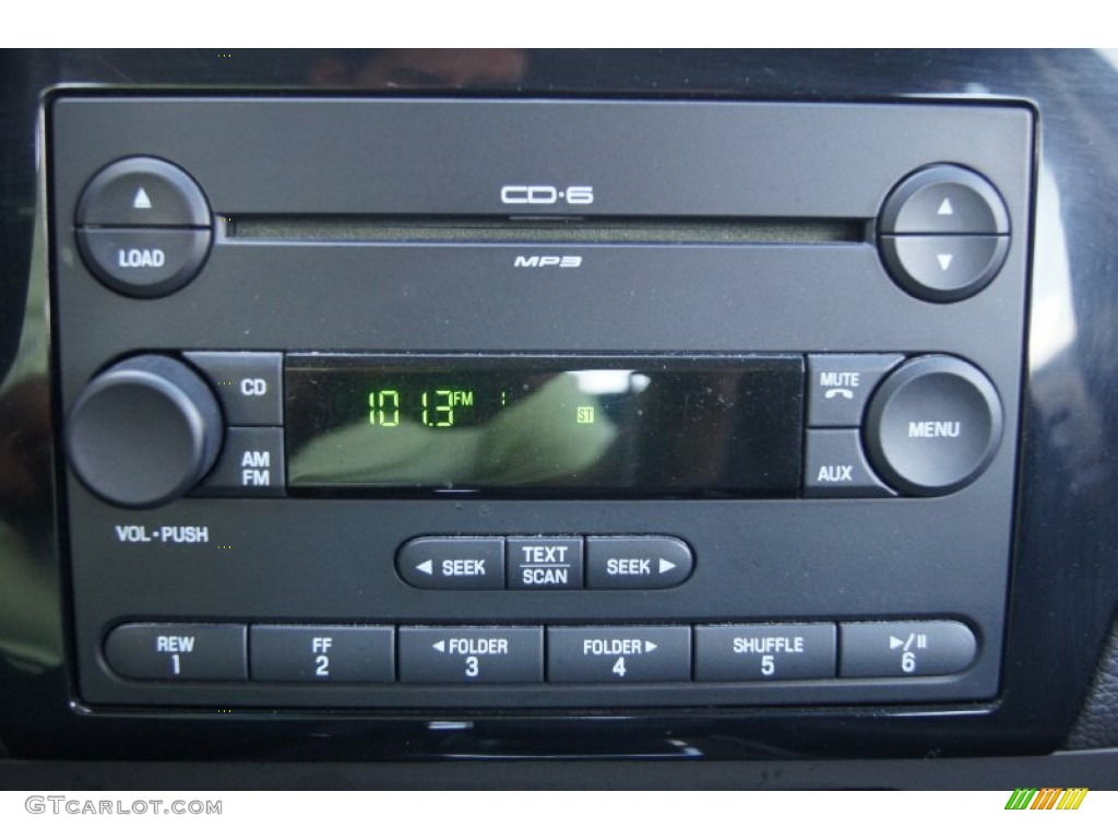 2006 Ford Fusion SEL Audio System Photos