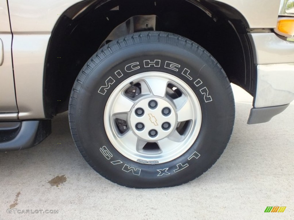 2002 Tahoe LT 4x4 - Light Pewter Metallic / Tan/Neutral photo #61