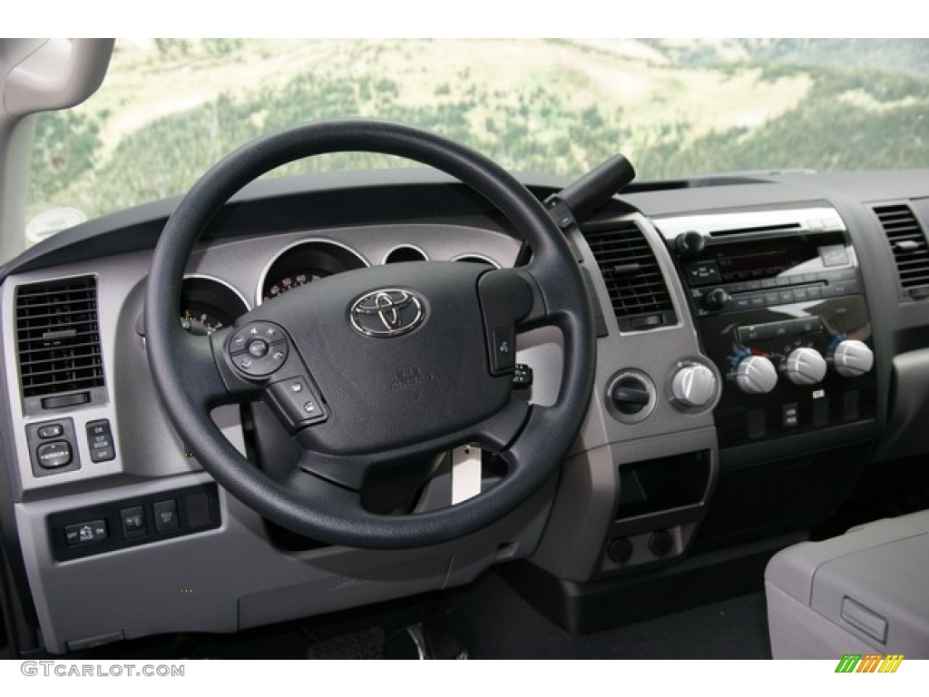 2013 Toyota Tundra CrewMax 4x4 Graphite Dashboard Photo #72731438