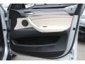 Titanium Silver Metallic - X6 xDrive50i Photo No. 25