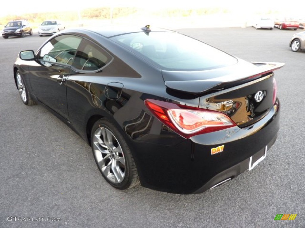 2013 Genesis Coupe 3.8 Track - Becketts Black / Black Leather photo #5