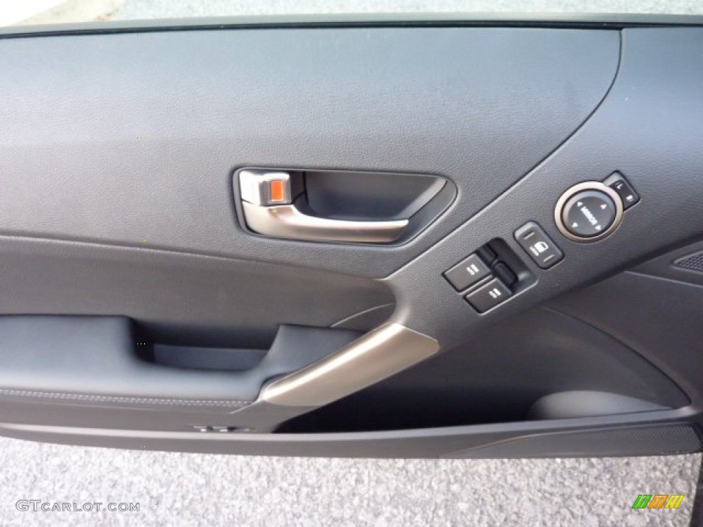 2013 Hyundai Genesis Coupe 3.8 Track Black Leather Door Panel Photo #72732359