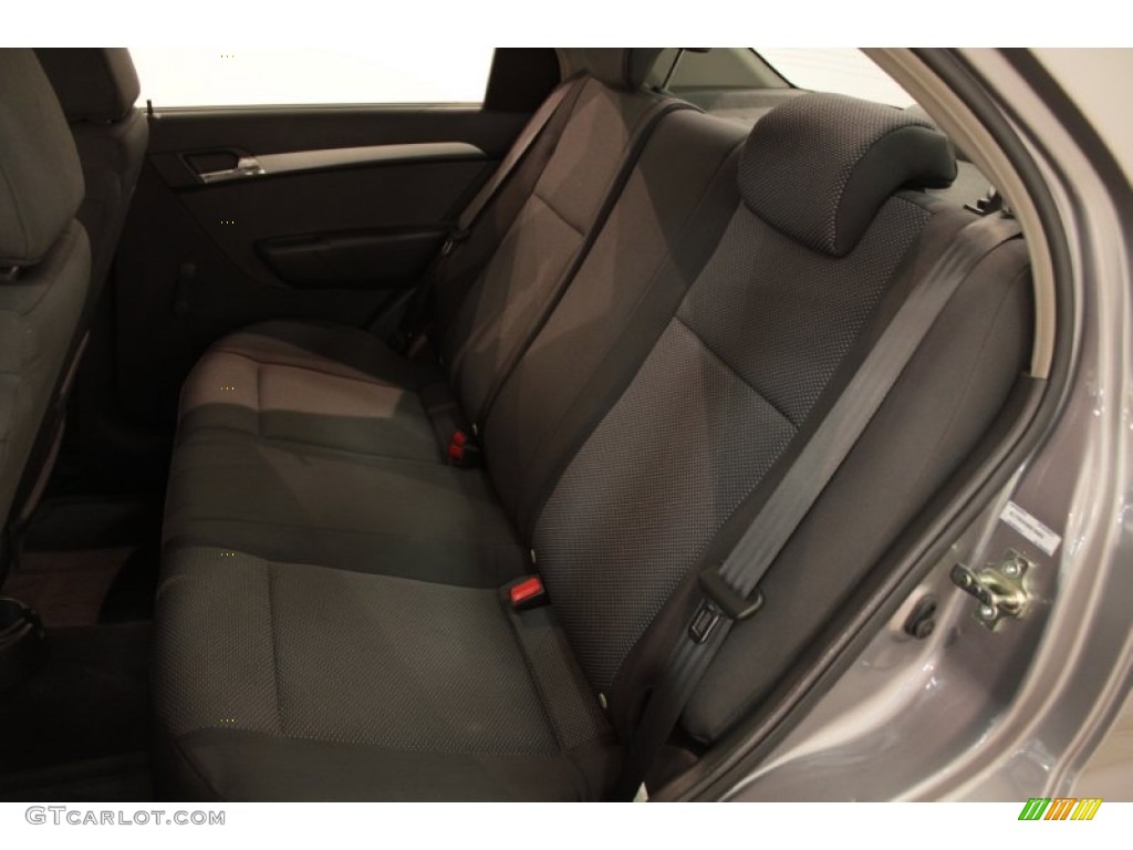 2010 Aveo LT Sedan - Medium Gray / Charcoal photo #13