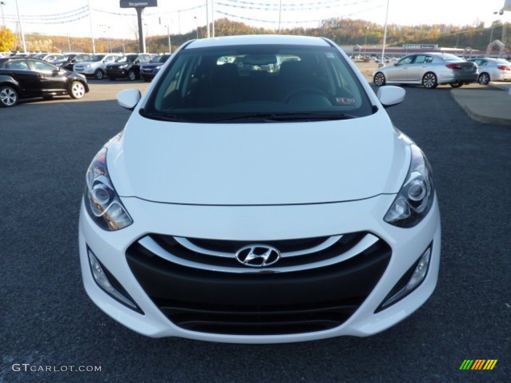 2013 Elantra GT - Monaco White / Black photo #2