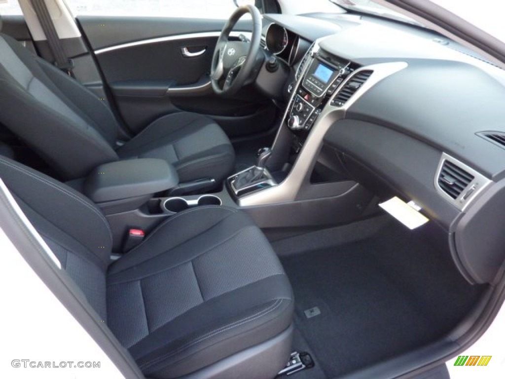 2013 Elantra GT - Monaco White / Black photo #10
