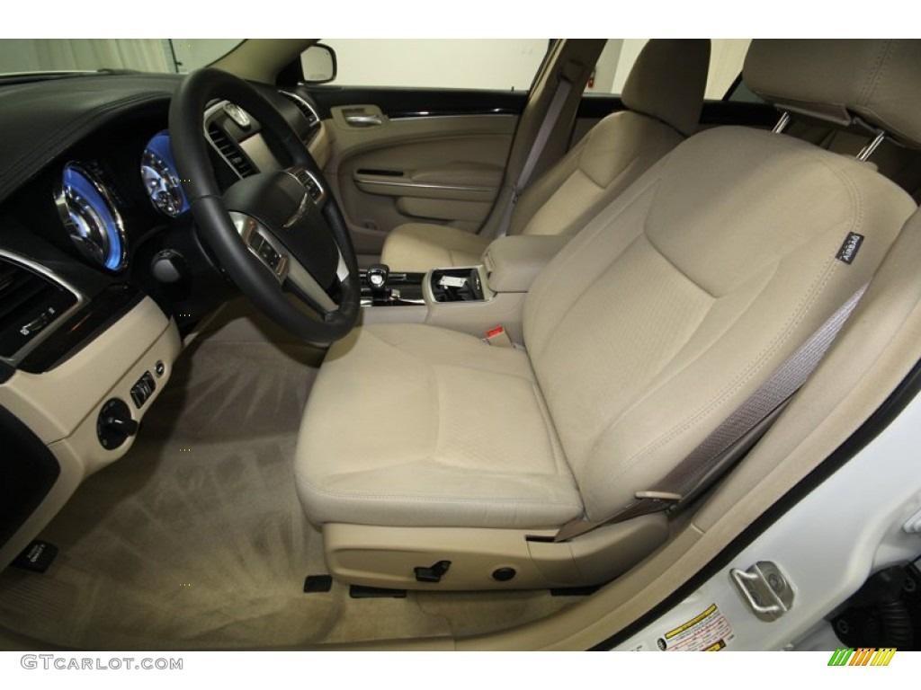 2012 300  - Bright White / Black/Light Frost Beige photo #3