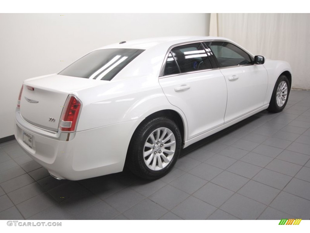 2012 300  - Bright White / Black/Light Frost Beige photo #11