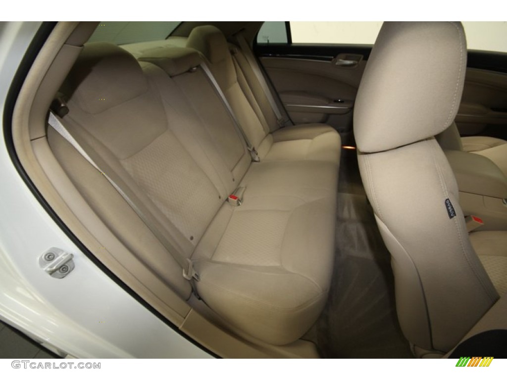 2012 300  - Bright White / Black/Light Frost Beige photo #34