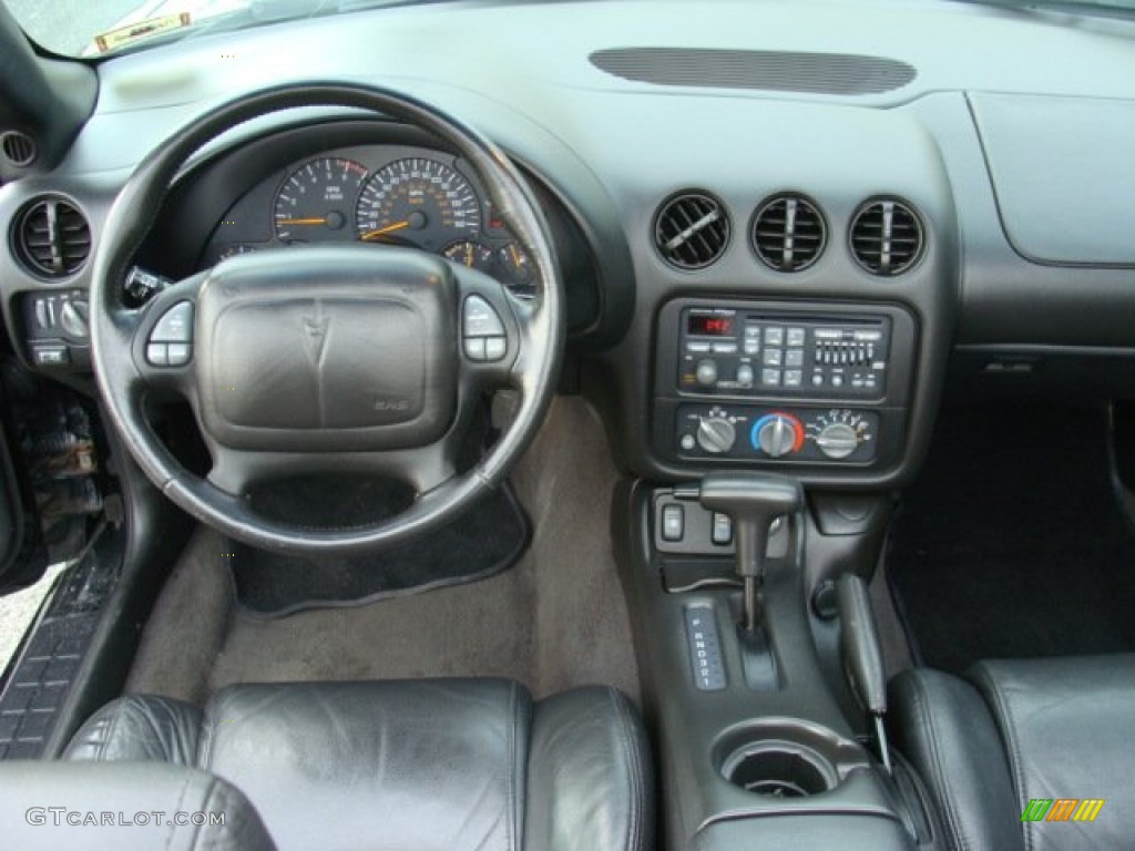 2002 Pontiac Firebird Trans Am Convertible Ebony Black Dashboard Photo #72737525