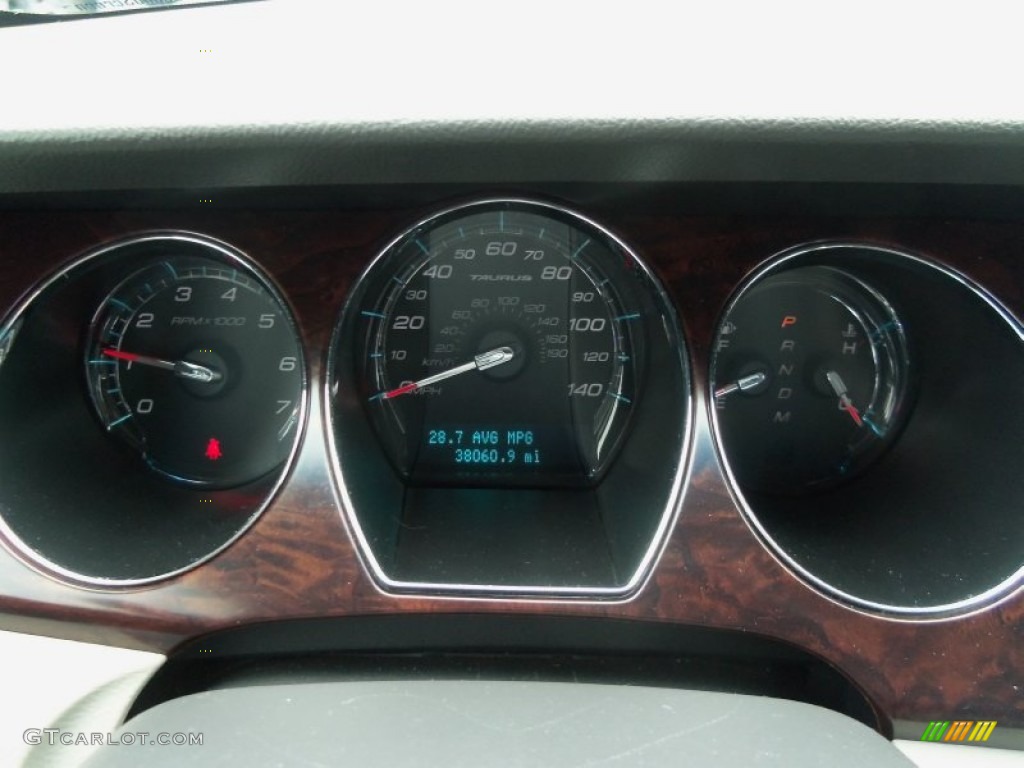2010 Ford Taurus SEL Gauges Photo #72737582