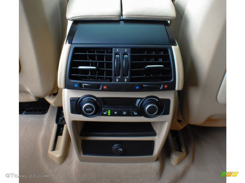 2010 BMW X6 xDrive35i Controls Photo #72738992