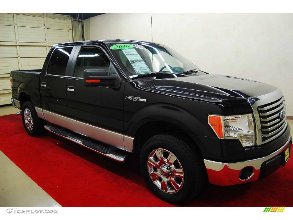 2010 Tuxedo Black Ford F150 XLT SuperCrew 72705878 Photo 1 GTCarLot