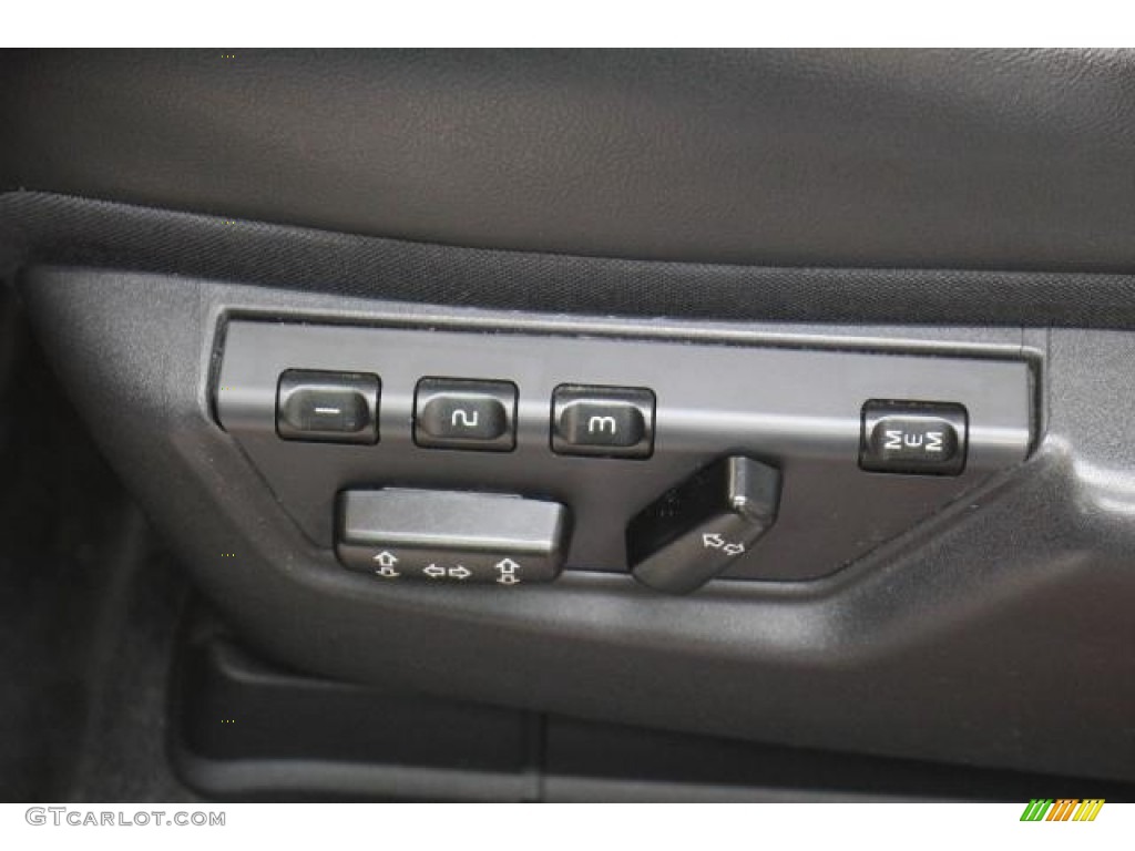 2011 Volvo XC90 3.2 R-Design Controls Photo #72739746