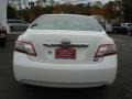 Super White - Camry Hybrid Photo No. 5