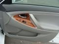 Super White - Camry Hybrid Photo No. 21