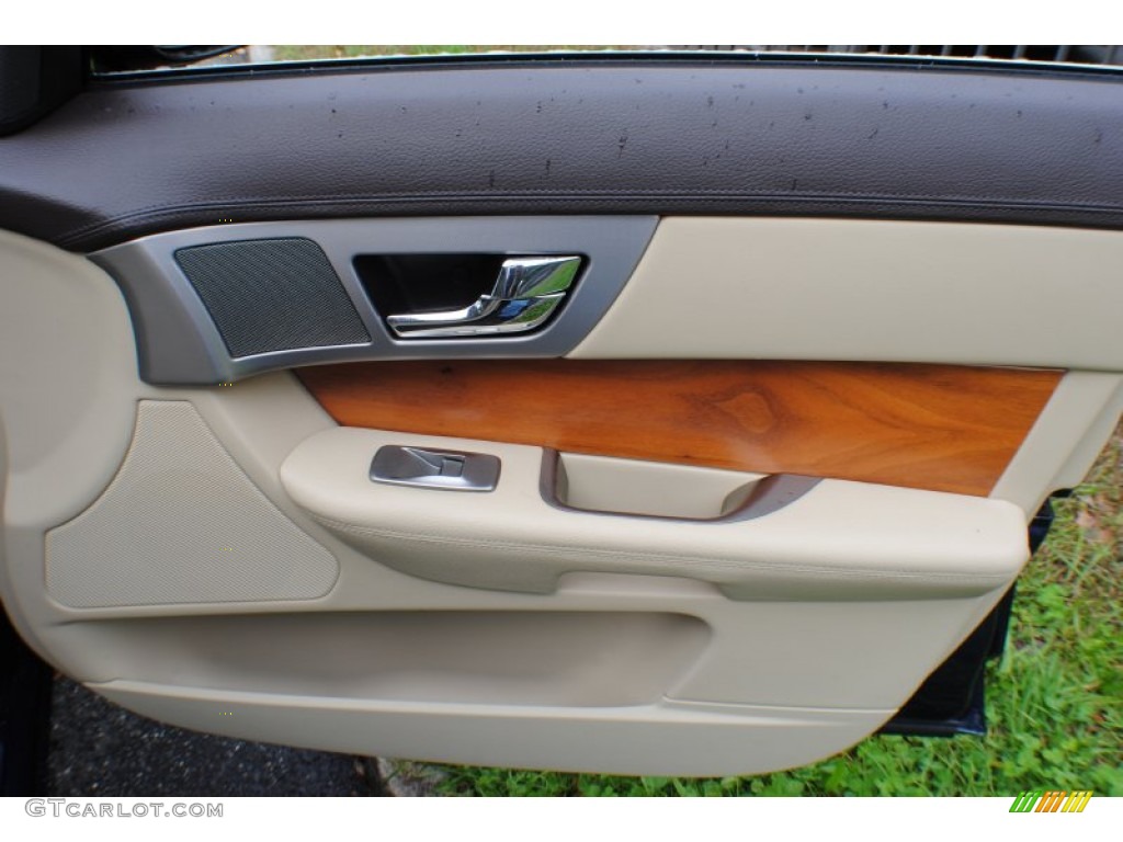 2010 Jaguar XF Sport Sedan Barley Door Panel Photo #72741458