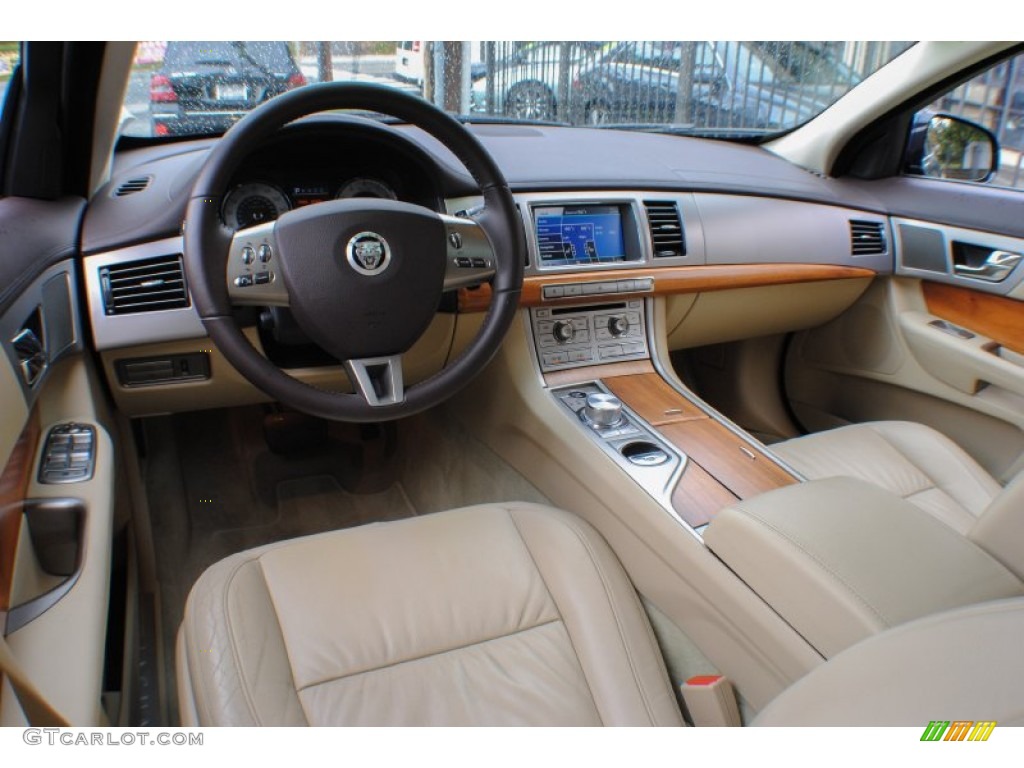 Barley Interior 2010 Jaguar XF Sport Sedan Photo #72741863