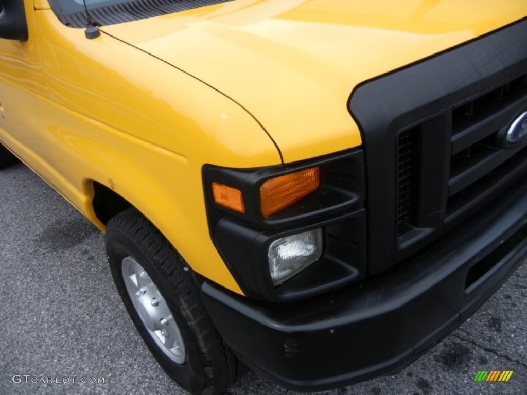 2009 E Series Van E250 Super Duty Cargo - School Bus Yellow / Medium Flint photo #36