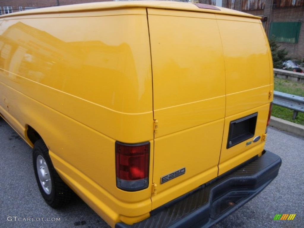 2009 E Series Van E250 Super Duty Cargo - School Bus Yellow / Medium Flint photo #50