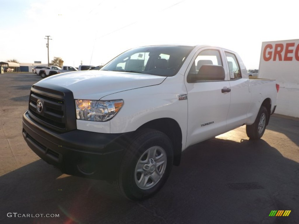 2013 Tundra Double Cab 4x4 - Super White / Graphite photo #3