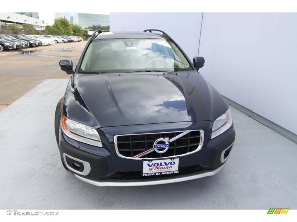 2013 XC70 3.2 - Caspian Blue Metallic / Sandstone photo #3