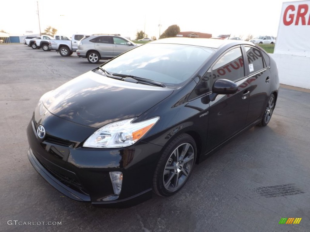 Black 2012 Toyota Prius 3rd Gen Three Hybrid Exterior Photo #72749057