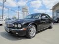 Ebony Black - XJ XJ8 Photo No. 5