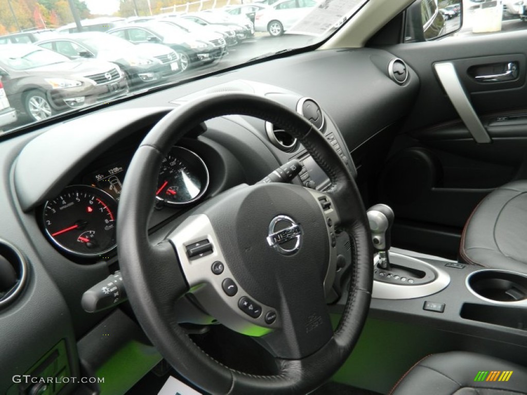 2011 Rogue SL AWD - Black Amethyst / Black photo #23