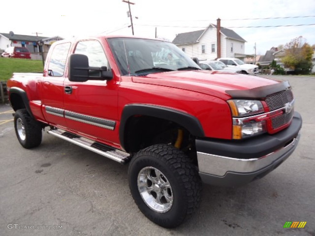2004 Silverado 1500 LT Extended Cab 4x4 - Victory Red / Dark Charcoal photo #7