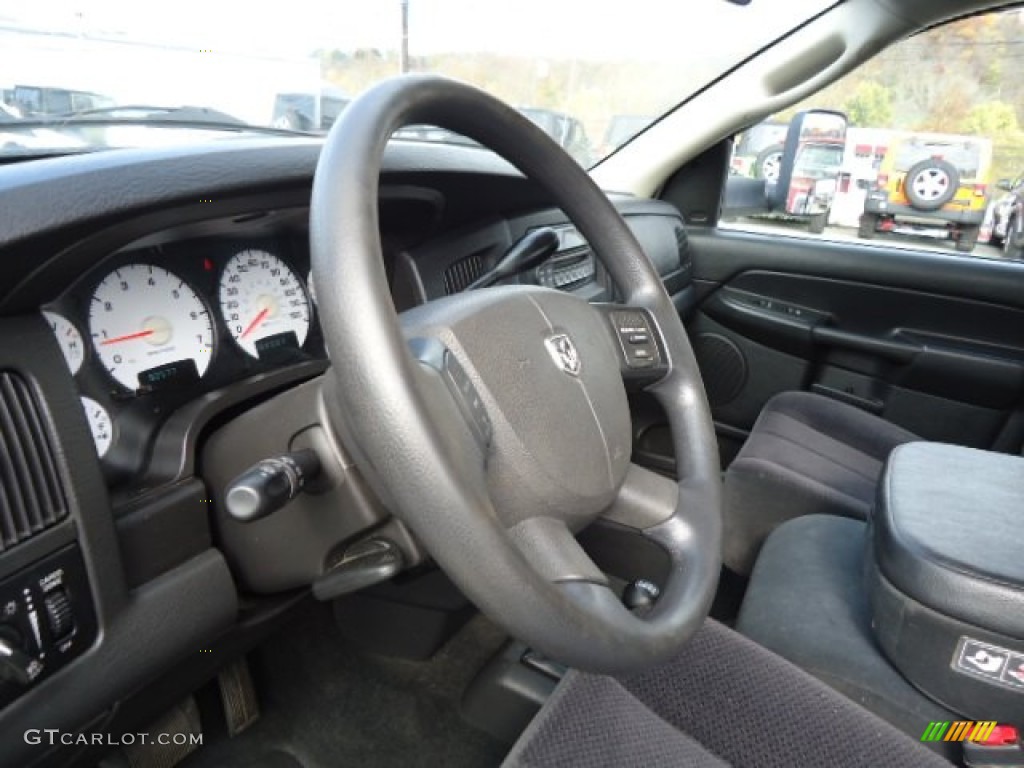 2005 Ram 1500 SLT Quad Cab 4x4 - Bright White / Dark Slate Gray photo #15