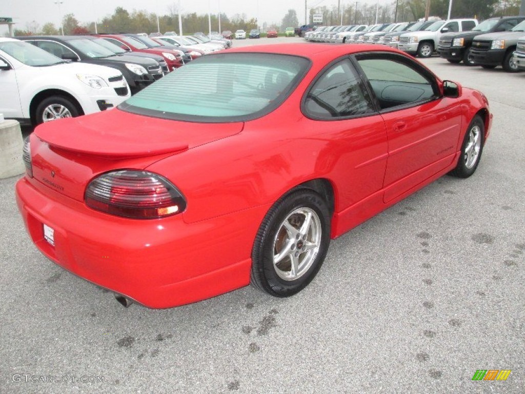 2000 Grand Prix GT Coupe - Bright Red / Graphite photo #11