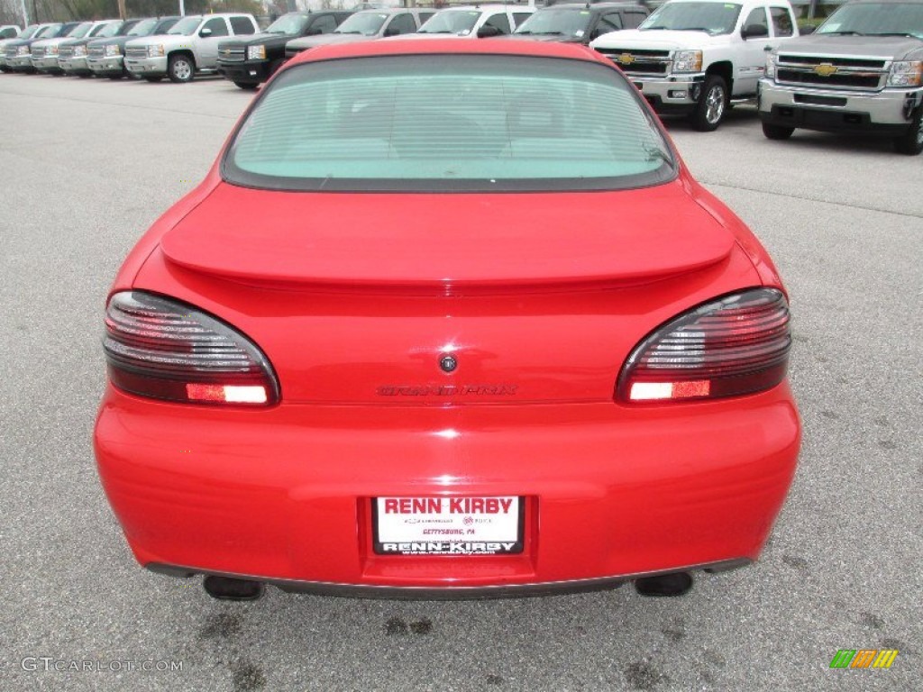 2000 Grand Prix GT Coupe - Bright Red / Graphite photo #13