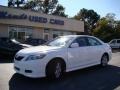 2008 Super White Toyota Camry SE  photo #26