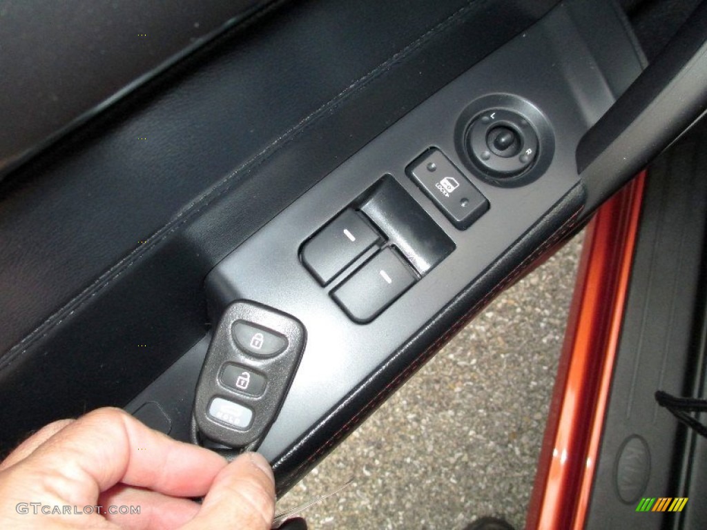 2010 Forte Koup SX - Copperhead / Black Sport photo #5