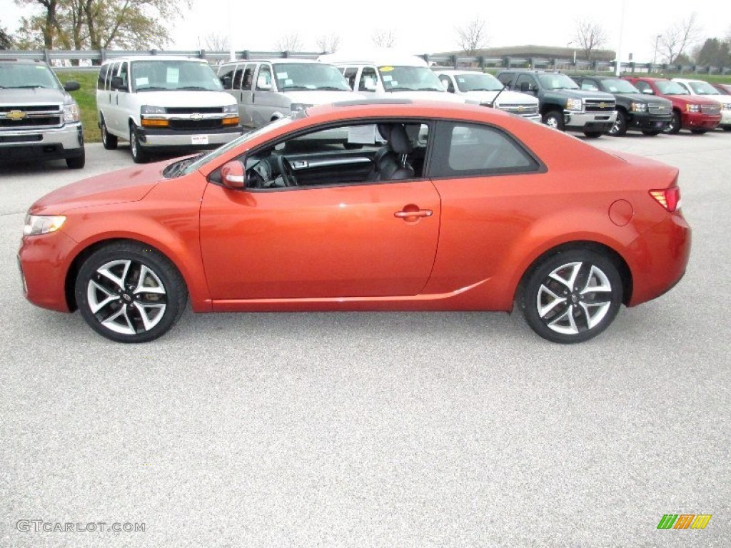 2010 Forte Koup SX - Copperhead / Black Sport photo #12