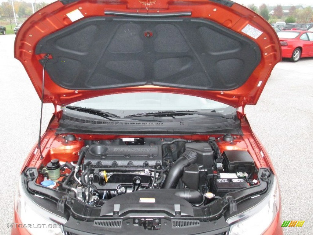 2010 Forte Koup SX - Copperhead / Black Sport photo #15