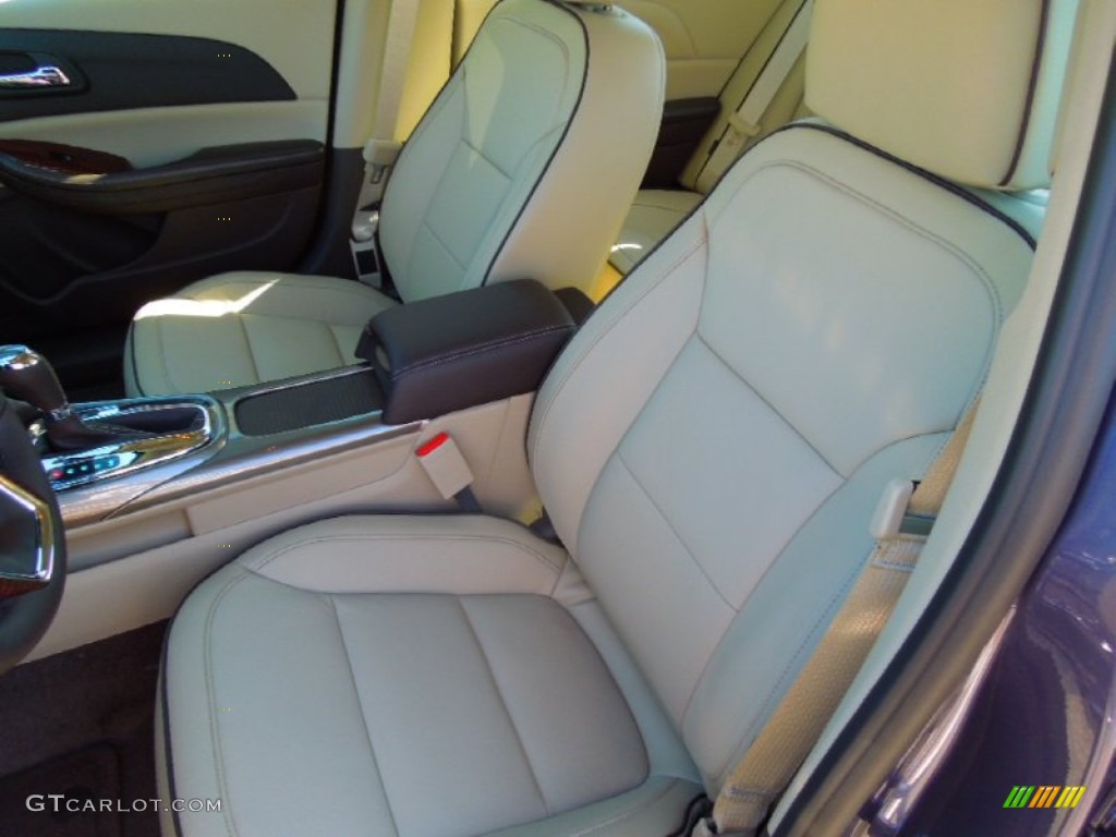 2013 Chevrolet Malibu LTZ Front Seat Photo #72760979