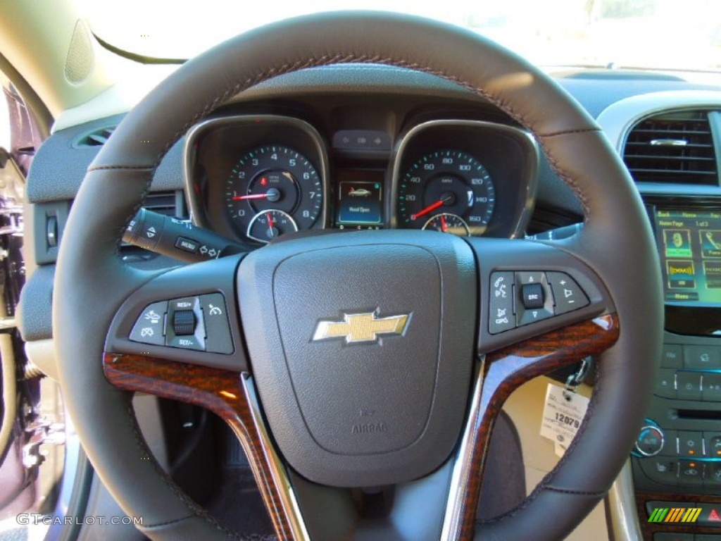 2013 Chevrolet Malibu LTZ Cocoa/Light Neutral Steering Wheel Photo #72761117