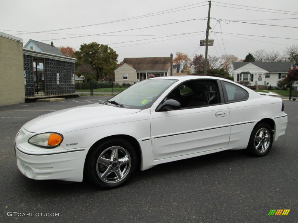 2002 Grand Am GT Coupe - Arctic White / Dark Pewter photo #1