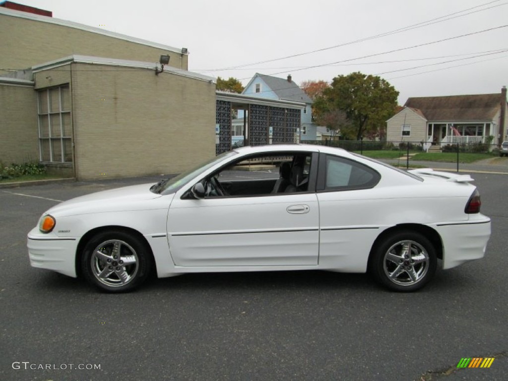 2002 Grand Am GT Coupe - Arctic White / Dark Pewter photo #3